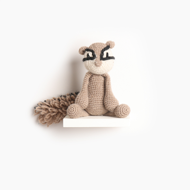 dylan the slow loris, eds animals, edwards crochet, edwards menagerie, kerry lord